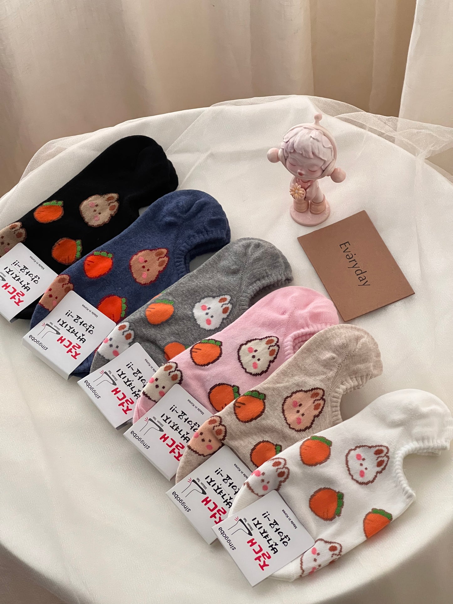 Korean short socks - rabbit and carrot