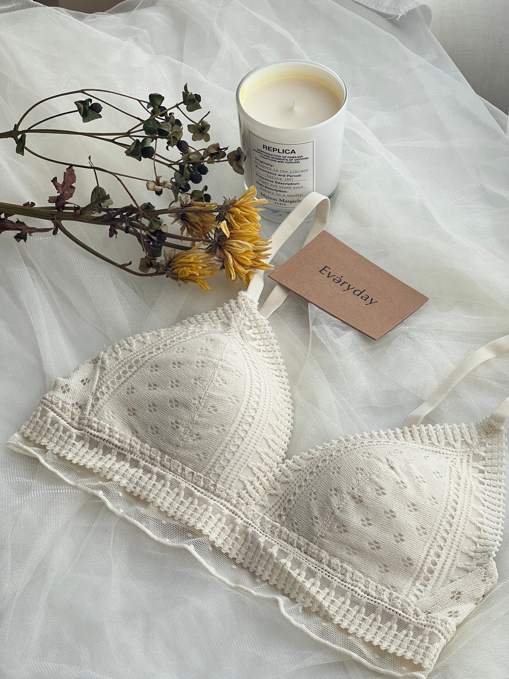 Four Leaf Clover Lace Bralette – Everyday innerwear Boutique